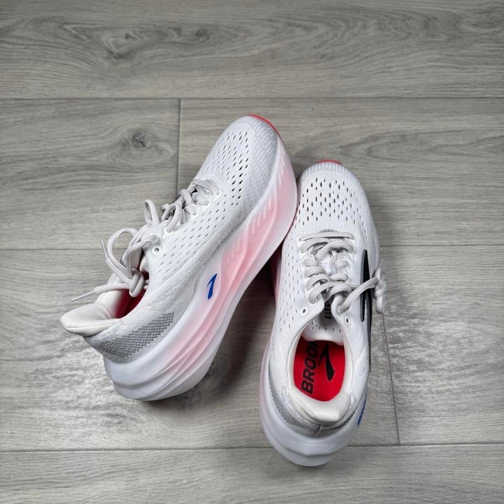 Brooks Glycerin Max Running Sneakers White Pink Orange Gradient Womens 7